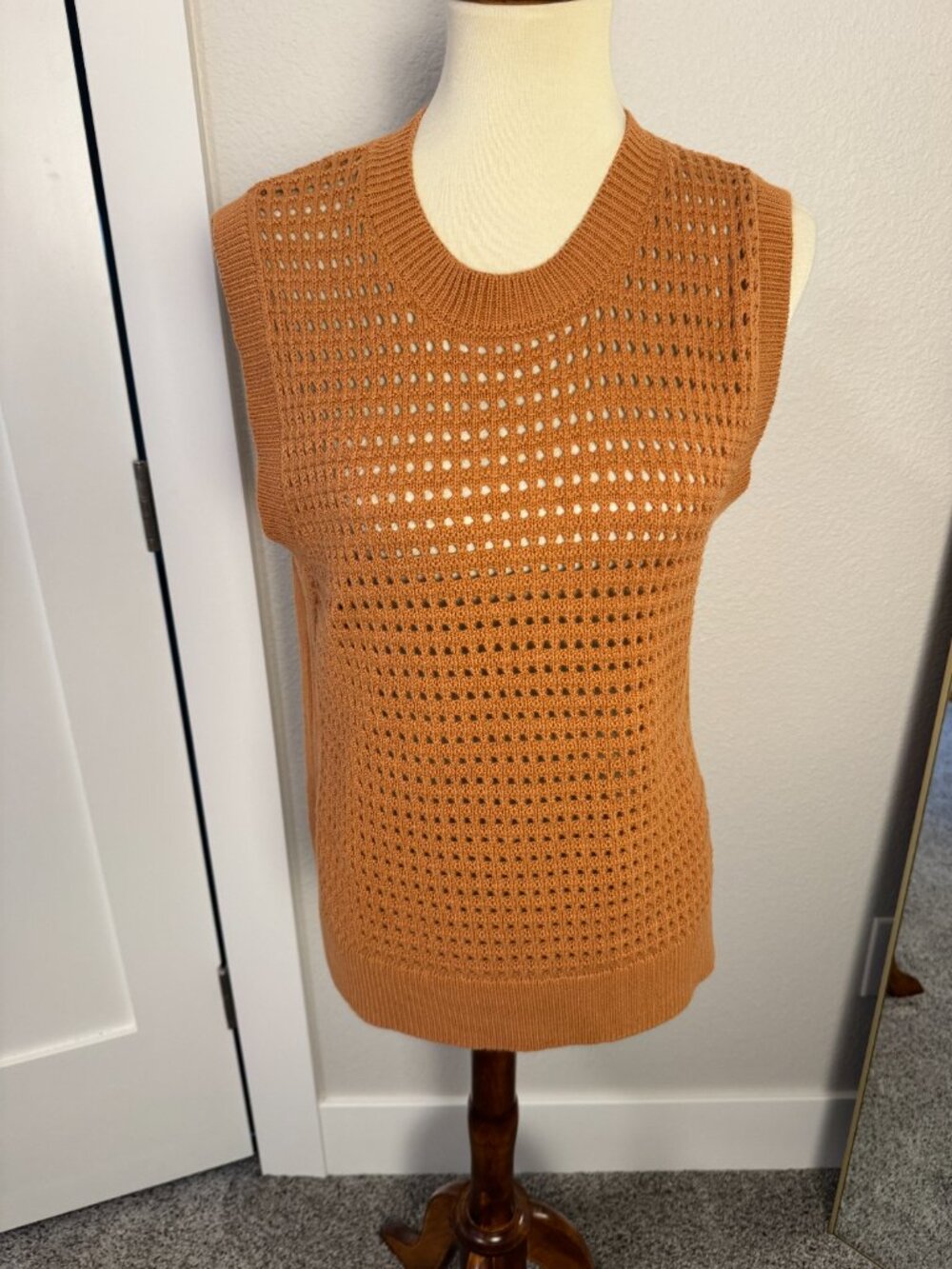 Varley 100% Cotton Open Knit Sweater Vest Rust Brown Medium